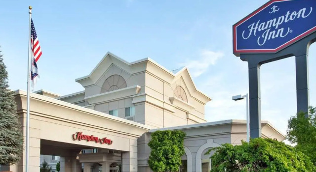 Кровать в общем номере Country Inn & Suites by Radisson, Idaho Falls at the Mall