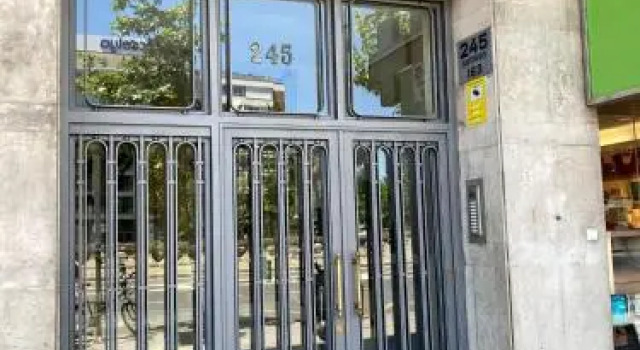 Castellana 4 Torres Apartments, Забронировать Апартаменты/квартира Мадрид Провинция Мадрид, рядом с Церковь Нуэстра-Сеньора-дель-Эспино