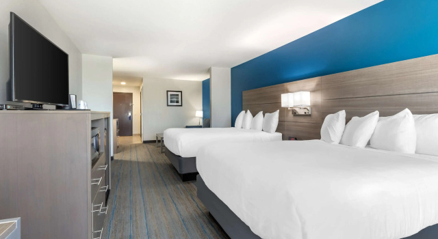 Четырёхместный люкс Best Western Plus Stephenville Inn