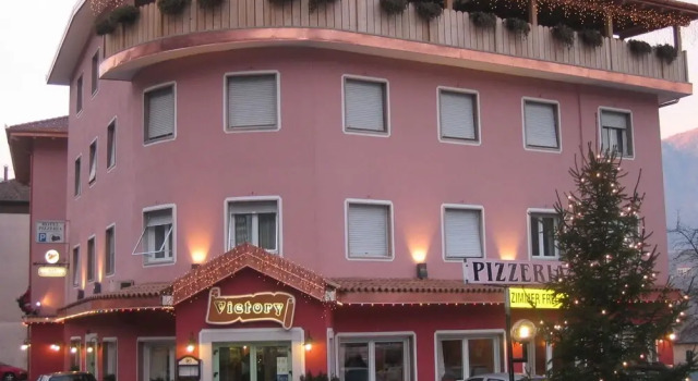 Victory Hotel Ristorente Pizzeria