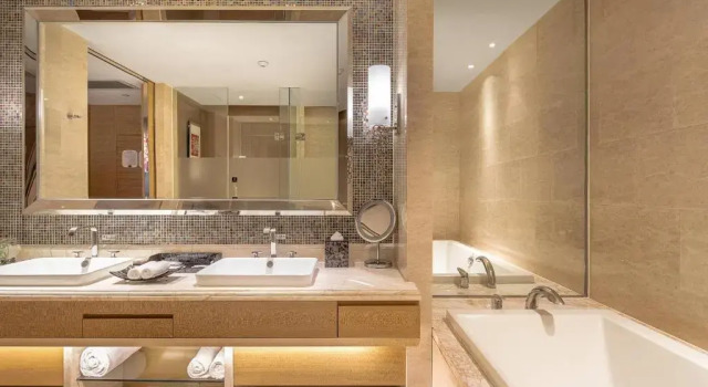 Двухместный номер Standard Renaissance Chengdu Hotel