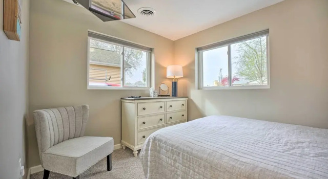 Waterfront Syracuse Home w/ Patio & Fire Pit!, Reserva ahora Casa o chalet Syracuse Indiana