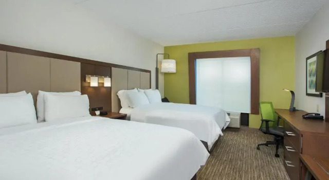Четырёхместный номер Standard Holiday Inn Express & Suites Lebanon-Nashville Area by IHG