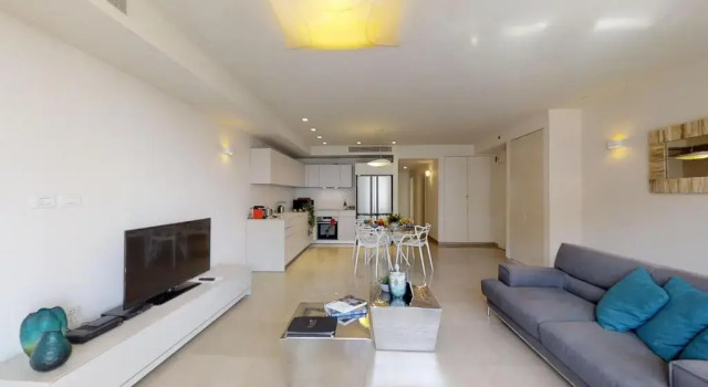 Апартаменты с балконом Rental Israel-Mamila Residences 14