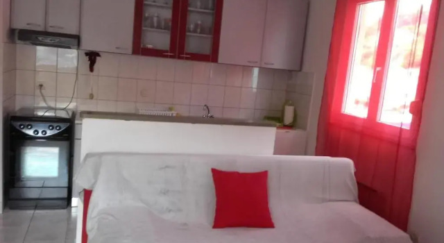 Apartment Max