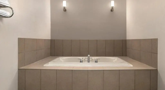 Двухместный люкс Country Inn & Suites by Radisson, Brookings