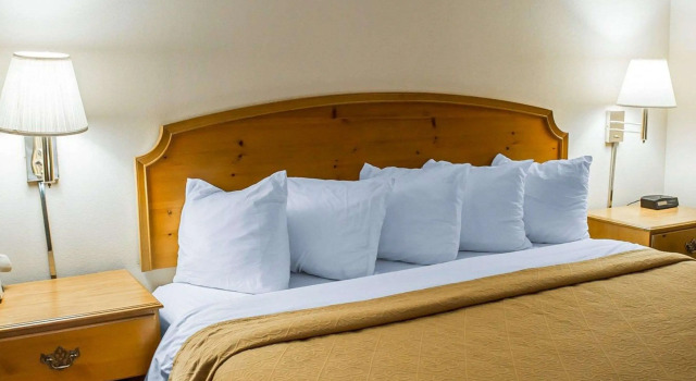 Quality Inn & Suites Bellville - Mansfield, Buchen Sie Hotel Bellville Ohio