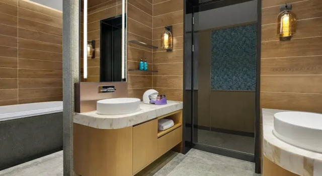 Люкс Crowne Plaza Shanghai Snow World by IHG