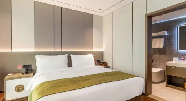 Люкс Executive Compass Hotel