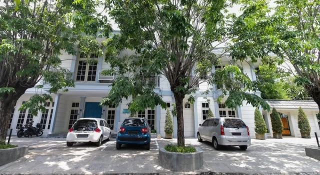 Airy Kertajaya Indah Timur Lima Belas 17 Surabaya, Book Hotel Hotels in Sukolilo with Parking, Parking