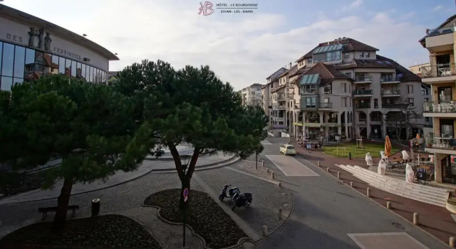 Двухместный номер Standard с балконом Hotel Le Bourgogne