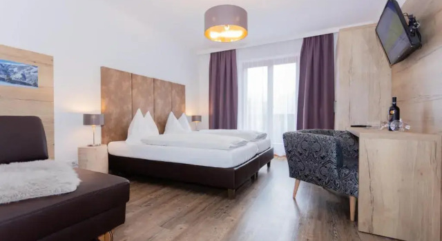 Семейный номер Standard с балконом Hotel Pension Schmittental