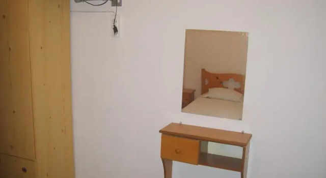 Adamakis Studios, Book Apartment Istiaia Central Greece