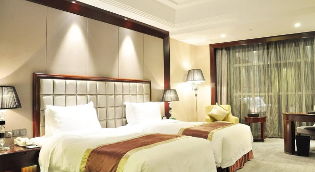Baohengda International Hotel - Shenzhen, Rezerwuj Hotel Hotele w Shenzhen z parkingiem, Parking