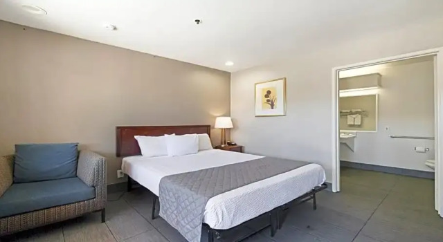 Двухместный люкс Budget Inn and Suites Stockton Yosemite