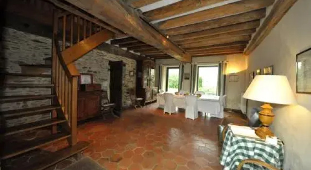 Grange du Plessis, Rezerwuj Hotel  