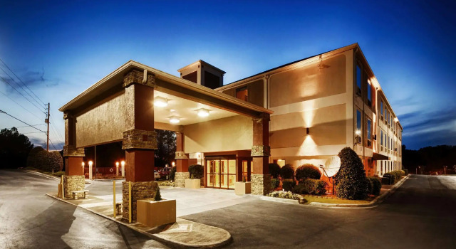 Четырёхместный номер Standard Best Western Gardendale