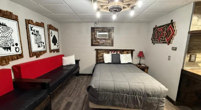 Пятиместный номер Standard Bel Aire Motel Chamberlain Near Missouri River I 90