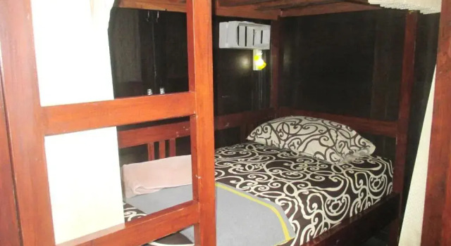 Кровать в общем номере Green Paddy Hostel & Villa