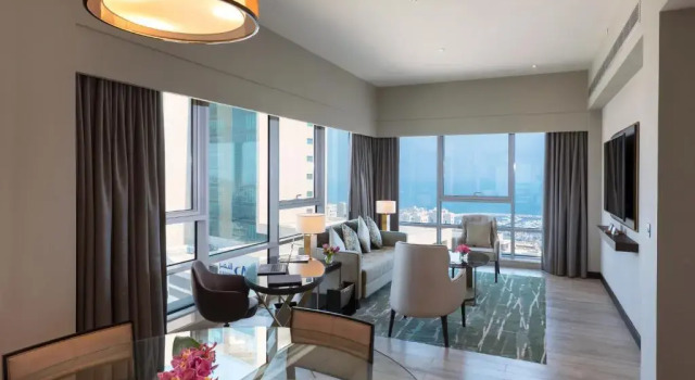 Люкс с 2 комнатами Hyatt Regency Al Kout Mall