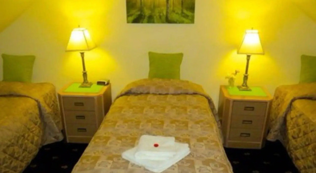 Watson Lodge Guest House, Забронировать Гостевой дом Отели Шотландских границ с парковкой, Парковка