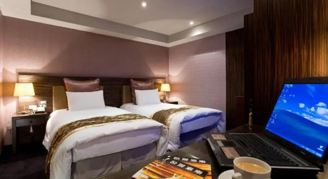 Двухместный номер Standard с видом на город H.M.Hotel