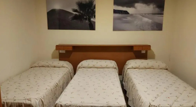 Трёхместный номер Standard Hostal Moncloa