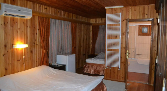 Olympos Tanrılar Kulübü