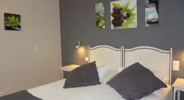 Трёхместный номер Standard Hôtel Picardia