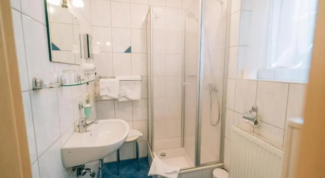 Трёхместный номер Economy Hotel Abenstal