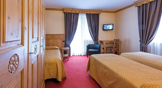 Номер Standard с балконом Hotel Crampon