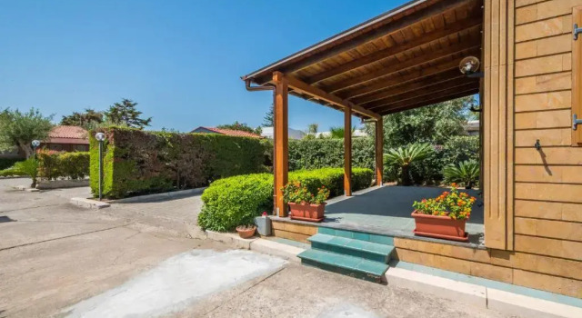 Коттедж Villa Cicas sul mare