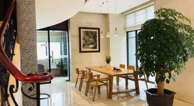Le  Ju  Hotel