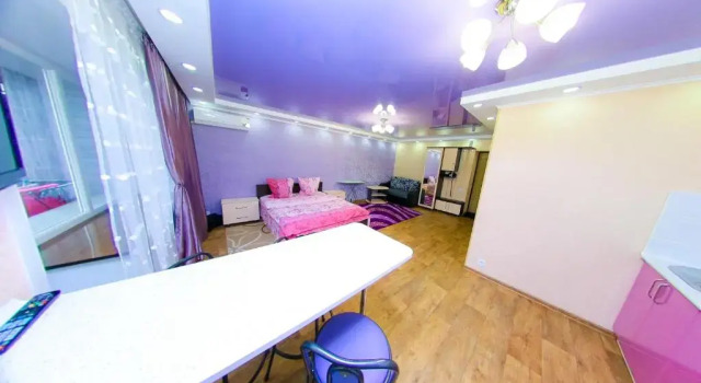 ApartLux on Slavskogo 26 View River, Buchen Sie Hotel Ust-Kamenogorsk East Kazakhstan Region