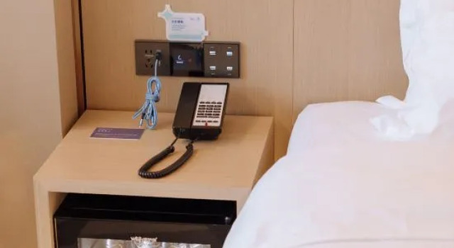 Люкс Lavande Hotel Dongguan Dongkeng