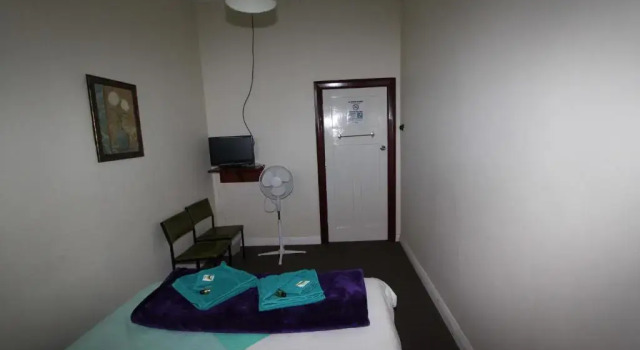 Kaneira Hotel, Book Hotel Hotels in Grampians with Parking, Parking