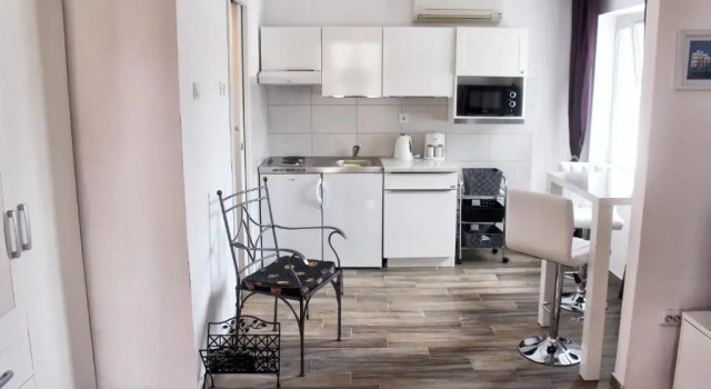 Студия Apartments Link