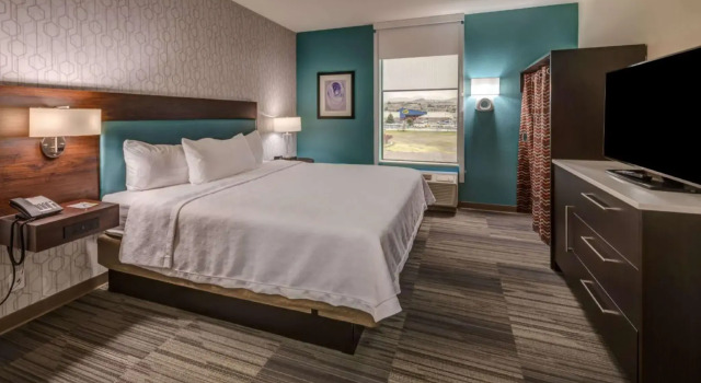 Двухместный люкс c 1 комнатой Home2 Suites By Hilton Reno