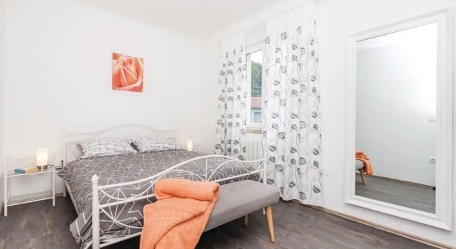 Amazing Home in Jurdani With Wifi and 3 Bedrooms