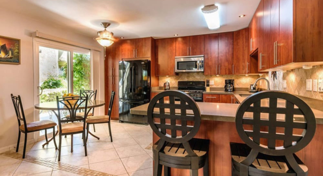 Коттедж @marbella Lane-hidden Oasis 2BR Condo w/ Pools/gym