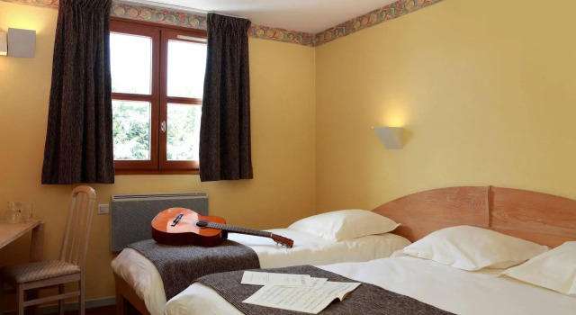 Logis Le Luth, Reservar Hotel Mirecourt 
