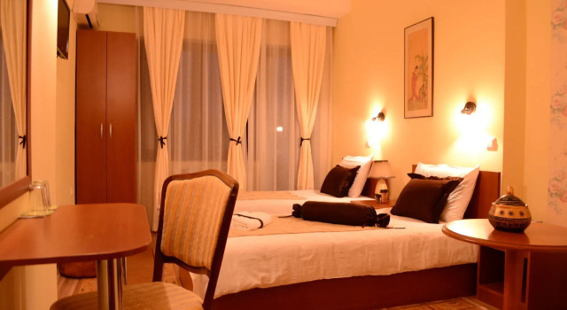 Hotel Pine