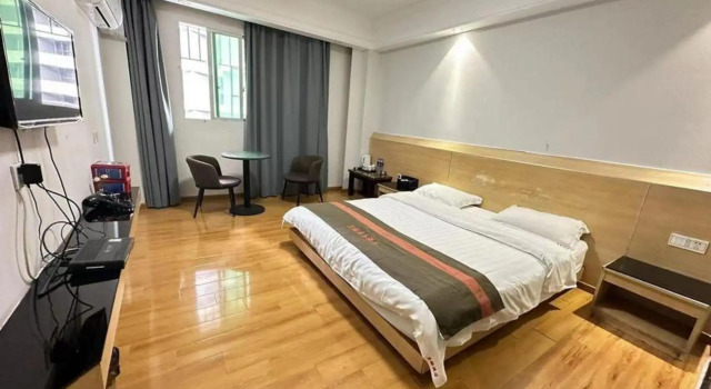 Huanghan Business Hotel, Boek Hotel Hotels in Guangdong met parkeren, Parkeren