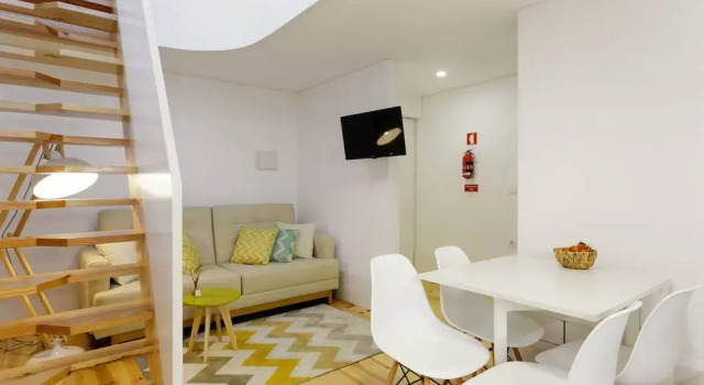 Boutique Rentals - Prassa Studio, Забронировать Бутик-отель Cedofeita / Santo Ildefonso / Se / Miragaia / Sao Nicolau e Vitoria Порту, рядом с Lapa Metro Station