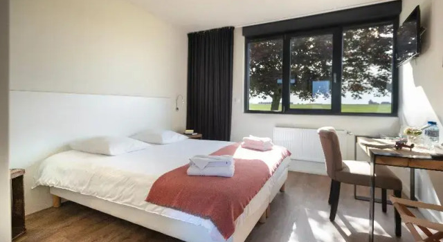Номер Standard Logis Hôtel & Restaurant de lAérodrome de la Baie de Somme