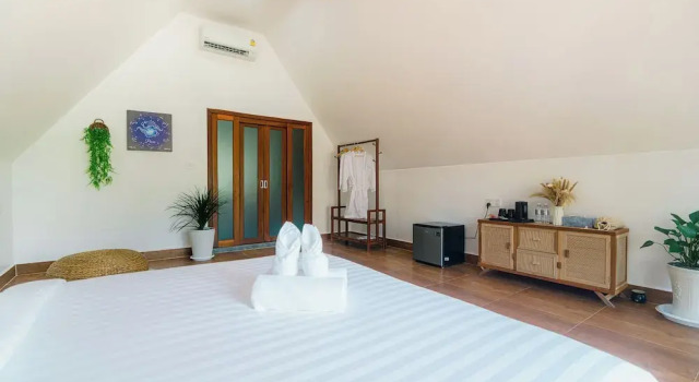 Zodiac Bungalow, Забронировать Курортный отель Курортные отели Кампот, Курортный отель