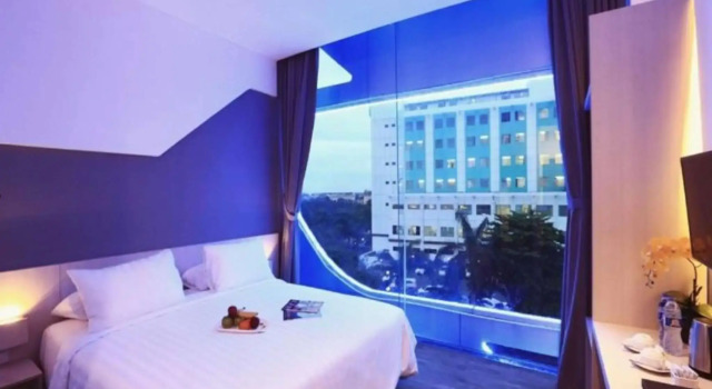 Ozone Hotel Pantai Indah Kapuk, Book Hotel Penjaringan Jakarta