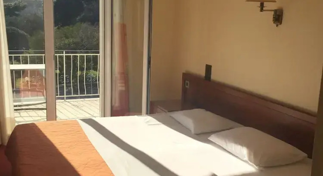 Pikermi Hotel