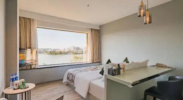 Номер Standard Veee Hotel