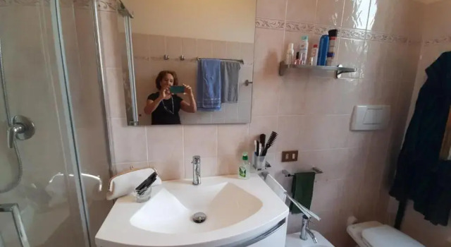 Appartamento per vacanze in palazzina d'epoca, Osimo (Ancona), Varaa Huoneisto Hotellit Conero pysäköinnillä, Pysäköinti